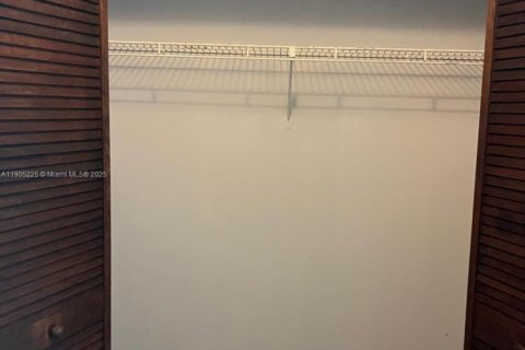 Купить кондоминиум в Корал-Спрингс, Флорида 1 спальня, 57.51м2, № 1955814 - фото 12