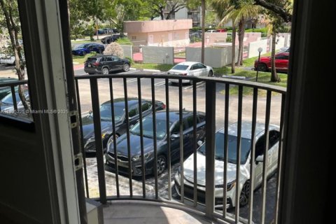 Купить кондоминиум в Корал-Спрингс, Флорида 1 спальня, 57.51м2, № 1955814 - фото 17