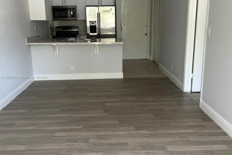 Купить кондоминиум в Корал-Спрингс, Флорида 1 спальня, 57.51м2, № 1955814 - фото 16