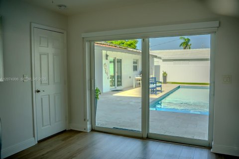 Villa ou maison à vendre à Fort Lauderdale, Floride: 3 chambres, 145.67 m2 № 2311936 - photo 18