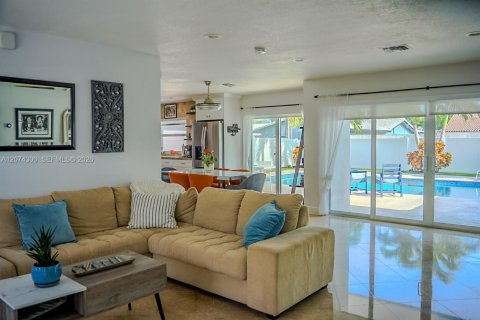Villa ou maison à vendre à Fort Lauderdale, Floride: 3 chambres, 145.67 m2 № 2311936 - photo 7