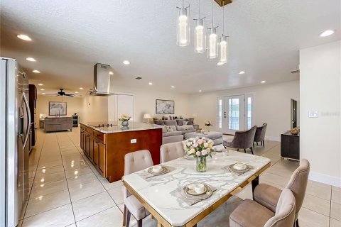 Villa ou maison à vendre à Clermont, Floride: 3 chambres, 145.48 m2 № 1906659 - photo 8