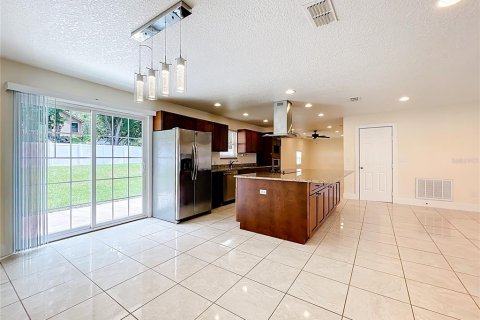 House in Clermont, Florida 3 bedrooms, 145.48 sq.m. № 1906659 - photo 7