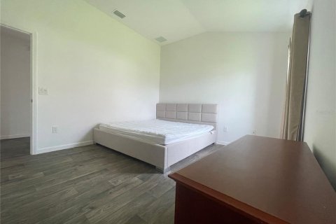 Casa en venta en Oxford, Florida, 4 dormitorios, 239.22 m2 № 1899311 - foto 22