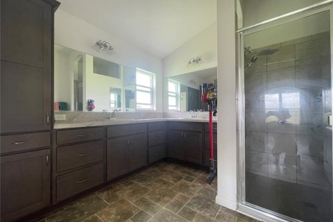 Casa en venta en Oxford, Florida, 4 dormitorios, 239.22 m2 № 1899311 - foto 12