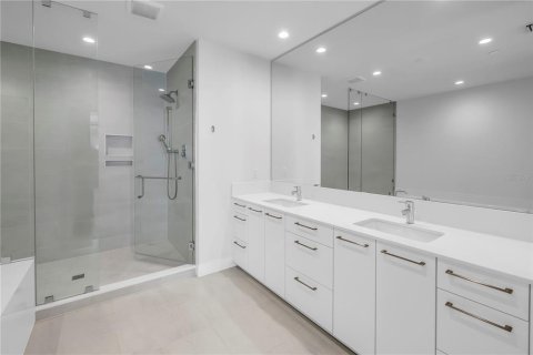 Condominio en alquiler en Saint Petersburg, Florida, 2 dormitorios, 189.15 m2 № 1637814 - foto 23