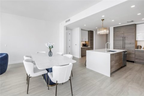 Condominio en alquiler en Saint Petersburg, Florida, 2 dormitorios, 189.15 m2 № 1637814 - foto 12