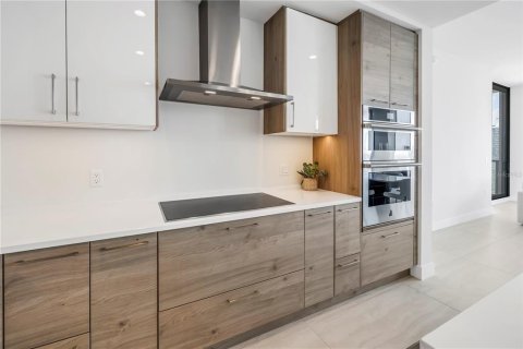 Condominio en alquiler en Saint Petersburg, Florida, 2 dormitorios, 189.15 m2 № 1637814 - foto 10