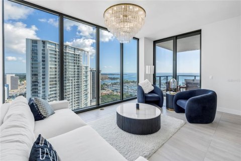 Condominio en alquiler en Saint Petersburg, Florida, 2 dormitorios, 189.15 m2 № 1637814 - foto 15