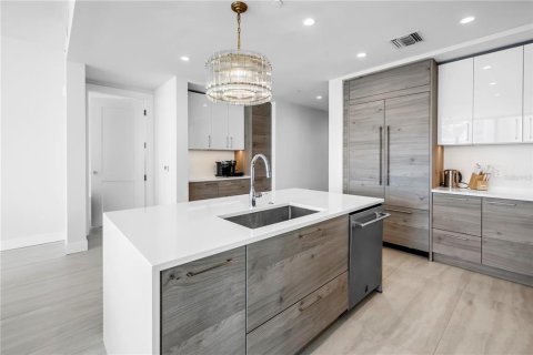 Condominio en alquiler en Saint Petersburg, Florida, 2 dormitorios, 189.15 m2 № 1637814 - foto 9