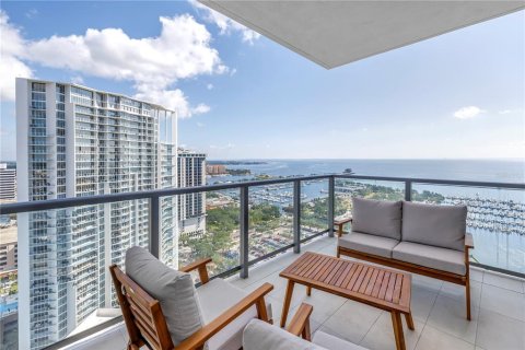 Condominio en alquiler en Saint Petersburg, Florida, 2 dormitorios, 189.15 m2 № 1637814 - foto 18