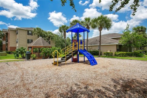 Condominio en alquiler en Oviedo, Florida, 1 dormitorio, 53.51 m2 № 1853706 - foto 16