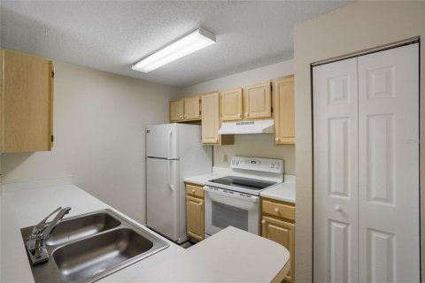 Condominio en alquiler en Oviedo, Florida, 1 dormitorio, 53.51 m2 № 1853706 - foto 6