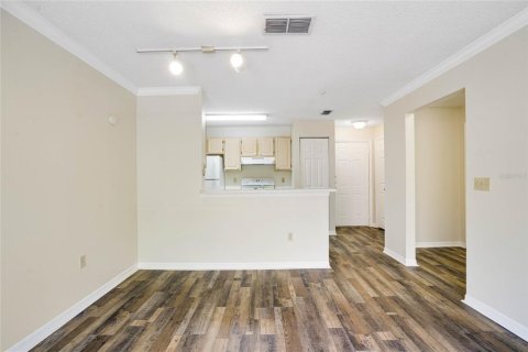Condominio en alquiler en Oviedo, Florida, 1 dormitorio, 53.51 m2 № 1853706 - foto 5