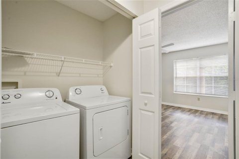 Condominio en alquiler en Oviedo, Florida, 1 dormitorio, 53.51 m2 № 1853706 - foto 12