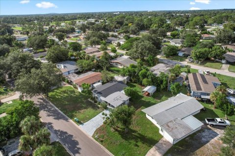 Снять в аренду виллу или дом в Коко, Флорида 4 комнаты, 91.42м2, № 1751538 - фото 6