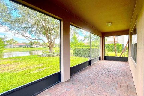 Villa ou maison à vendre à Orlando, Floride: 4 chambres, 243.96 m2 № 2237844 - photo 29