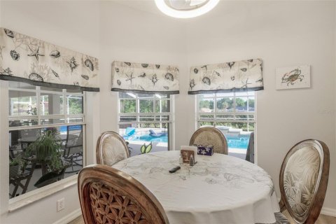 House in Inverness, Florida 4 bedrooms, 236.99 sq.m. № 1634579 - photo 15