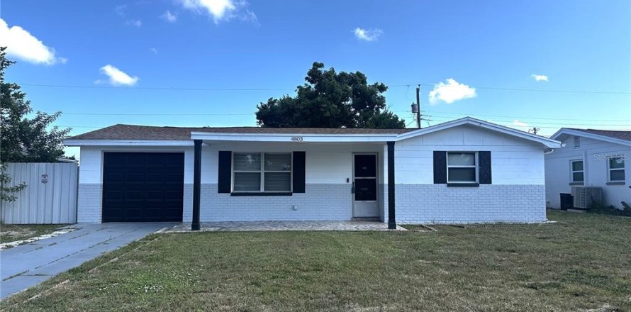Casa en Holiday, Florida 3 dormitorios, 91.79 m2 № 1917142
