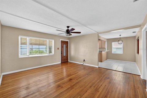 Casa en venta en Winter Haven, Florida, 3 dormitorios, 140.28 m2 № 1907118 - foto 15