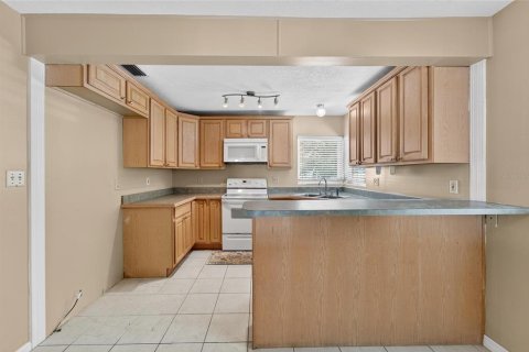 Casa en venta en Winter Haven, Florida, 3 dormitorios, 140.28 m2 № 1907118 - foto 17