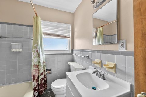 Casa en venta en Winter Haven, Florida, 3 dormitorios, 140.28 m2 № 1907118 - foto 29