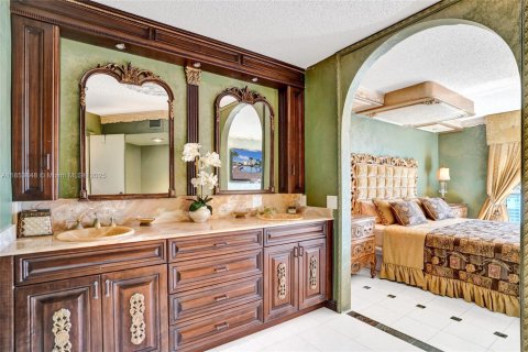 Copropriété à vendre à Aventura, Floride: 3 chambres, 157.38 m2 № 1877925 - photo 17