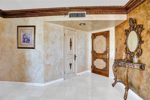 Copropriété à vendre à Aventura, Floride: 3 chambres, 157.38 m2 № 1877925 - photo 23