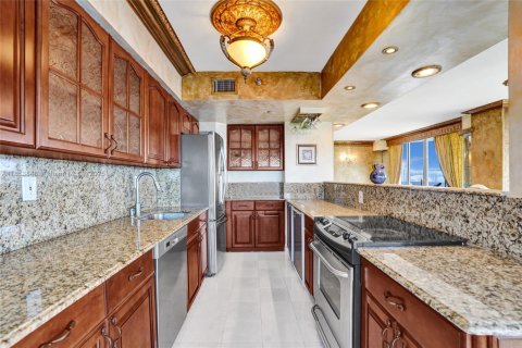Copropriété à vendre à Aventura, Floride: 3 chambres, 157.38 m2 № 1877925 - photo 11
