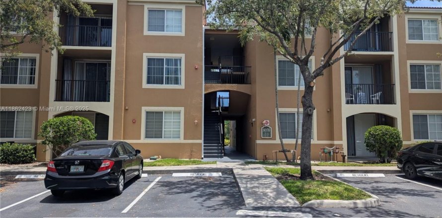 Condo à Tamarac, Floride, 2 chambres № 1890080