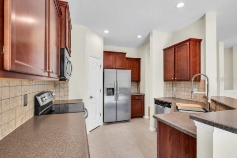 Adosado en venta en Fish Hawk, Florida, 3 dormitorios, 163.51 m2 № 1913418 - foto 12