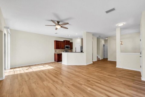 Adosado en venta en Fish Hawk, Florida, 3 dormitorios, 163.51 m2 № 1913418 - foto 5