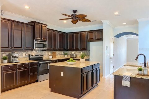 Villa ou maison à vendre à Orlando, Floride: 6 chambres, 399.94 m2 № 2351883 - photo 25