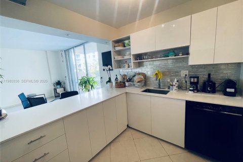 Copropriété à louer à Miami, Floride: 1 chambre, 144.09 m2 № 2079932 - photo 9