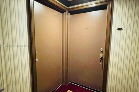 Copropriété à louer à Miami, Floride: 1 chambre, 144.09 m2 № 2079932 - photo 19