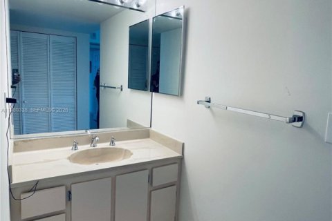 Copropriété à louer à Miami, Floride: 1 chambre, 144.09 m2 № 2079932 - photo 23