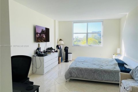 Copropriété à louer à Miami, Floride: 1 chambre, 144.09 m2 № 2079932 - photo 20