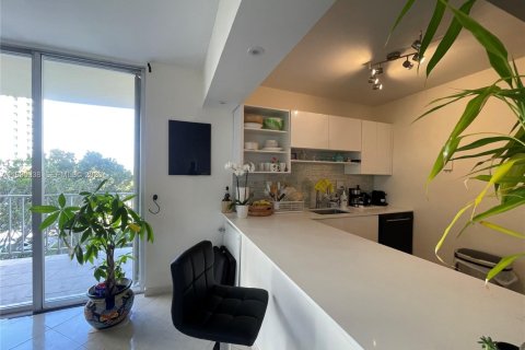 Copropriété à louer à Miami, Floride: 1 chambre, 144.09 m2 № 2079932 - photo 10