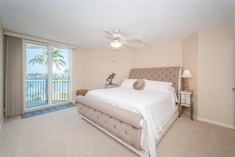 Copropriété à vendre à Clearwater, Floride: 2 chambres, 125.42 m2 № 1724146 - photo 28
