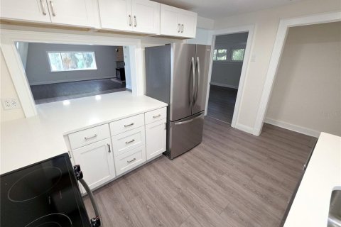 Villa ou maison à vendre à New Port Richey, Floride: 3 chambres, 179.86 m2 № 2430528 - photo 27