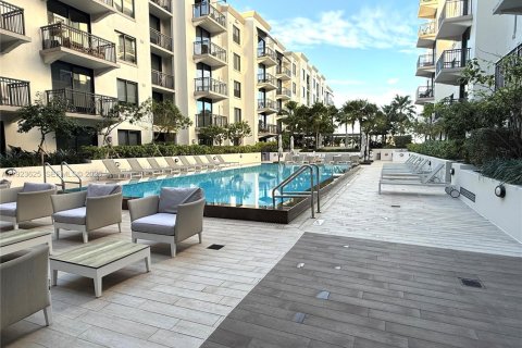 Condo in Coral Gables, Florida, 1 bedroom  № 1983613 - photo 24