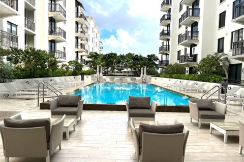 Condo in Coral Gables, Florida, 1 bedroom  № 1983613 - photo 21