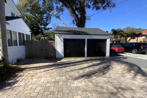 Dúplex en venta en Orlando, Florida, 4 dormitorios, 234.86 m2 № 2092906 - foto 2