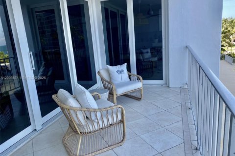 Copropriété à louer à Key Biscayne, Floride: 2 chambres, 174.19 m2 № 2076322 - photo 4