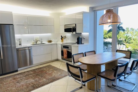 Copropriété à louer à Key Biscayne, Floride: 2 chambres, 174.19 m2 № 2076322 - photo 6