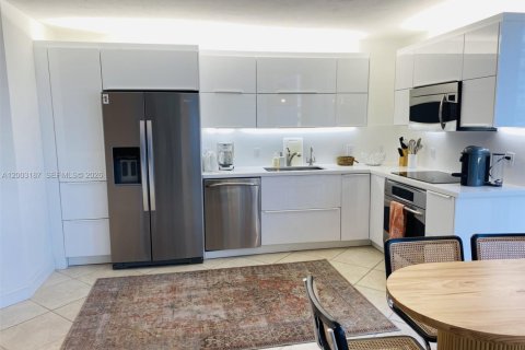 Copropriété à louer à Key Biscayne, Floride: 2 chambres, 174.19 m2 № 2076322 - photo 9