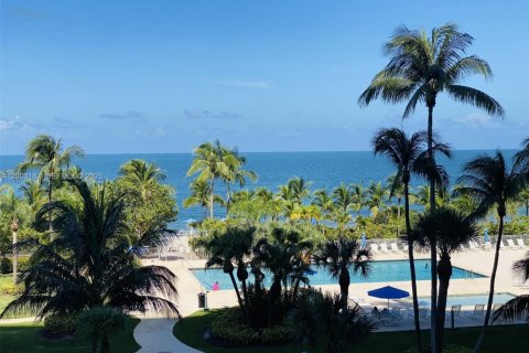 Copropriété à louer à Key Biscayne, Floride: 2 chambres, 174.19 m2 № 2076322 - photo 2