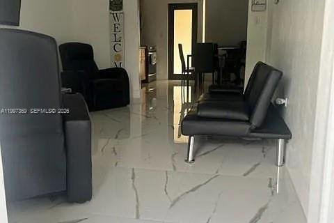 Villa ou maison à louer à Biscayne Park, Floride: 2 chambres, 141.12 m2 № 2063140 - photo 6