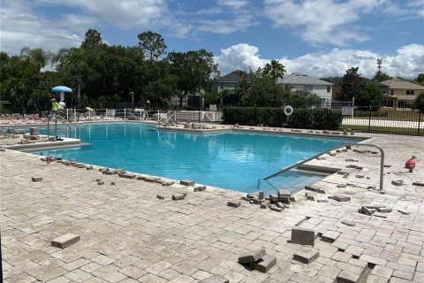 Casa en venta en Orlando, Florida, 4 dormitorios, 172.33 m2 № 1909308 - foto 8