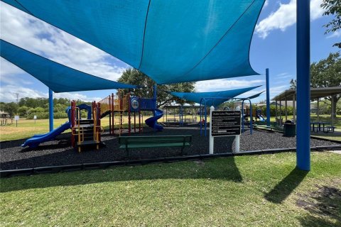 Casa en venta en Orlando, Florida, 4 dormitorios, 172.33 m2 № 1909308 - foto 13